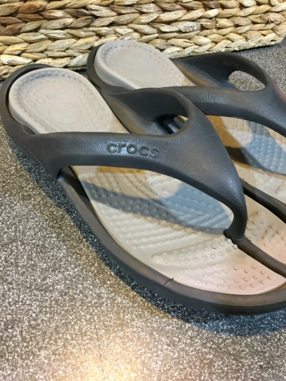 CROCS Unisex Black & Gray Flip Flop Sandals
